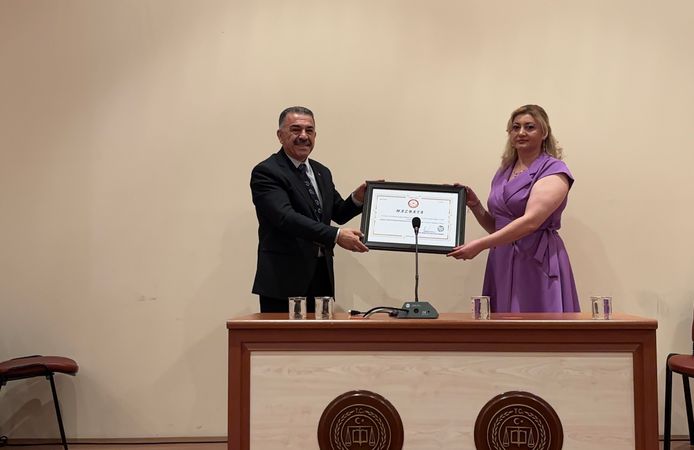 MHP Kırşehir İl Başkanı İsmail Deniz Mazbatasını Alarak Görevine Resmen Başladı