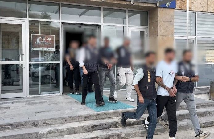 Sahte Araç Kiralama Çetesine Darbe: 5 Gözaltı