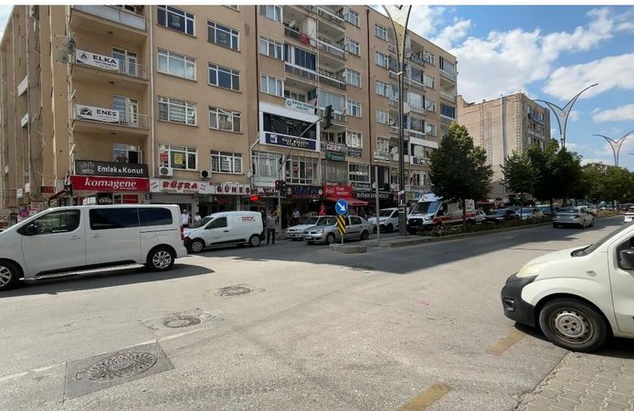 Kırşehir’de Trafik Ambulansa Geçit Vermedi!