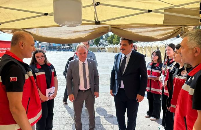 Cacabey Meydanı’nda Hayat Kurtaran Stant