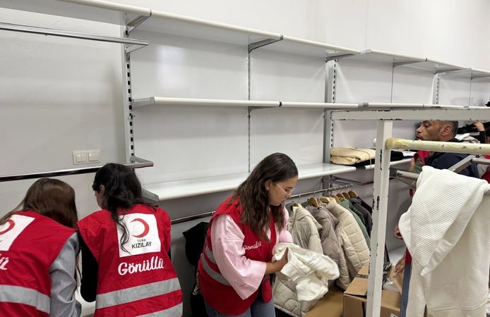 Kırşehir’de İyilikle Dolan Raflar Açılış İçin Gün Sayıyor