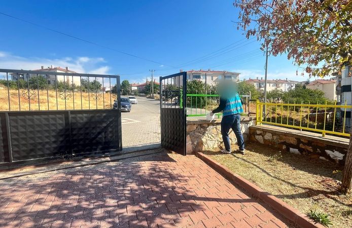 Anaokulunun Korkulukları Boyandı, Sınıflar Temizlendi