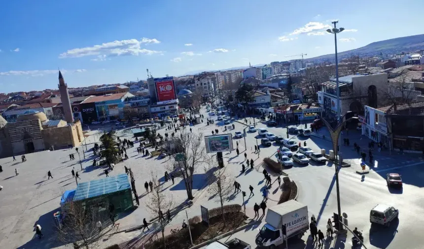 Kırşehir'deki vatandaşlar umutla bekliyor