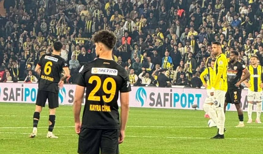 Kayra Cihan, Süper Lig’de ilk kez sahaya çıktı!