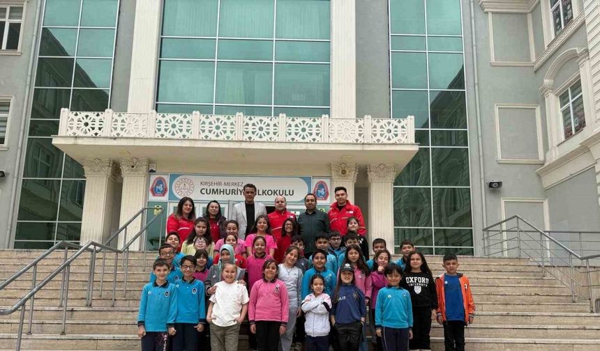 İlkokul öğrencilerinden Filistin için yardım kampanyası