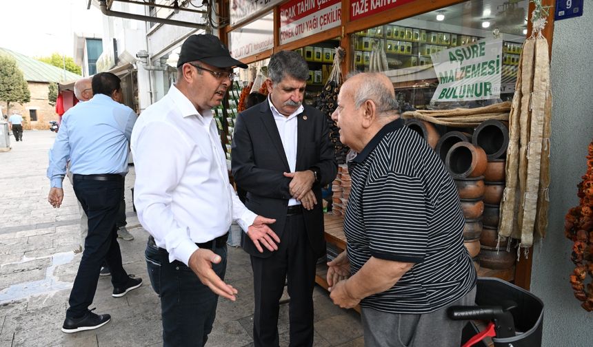 CHP’li vekiller Ekicioğlu ile bir araya geldi