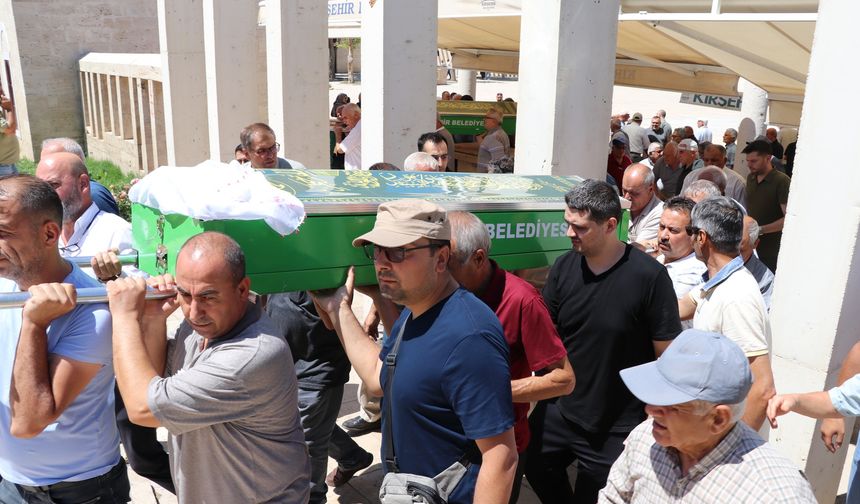 Kırşehir’de bir gün, dört ayrı uğurlama