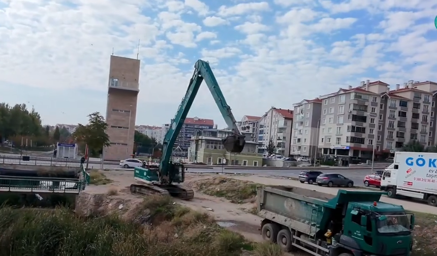 Kırşehir’de Kılıçözü Deresi temizleniyor