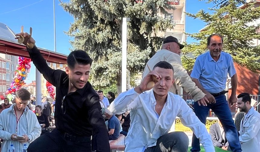 Gençlerin coşkusu, 34. Ceviz Festivali’ne renk kattı