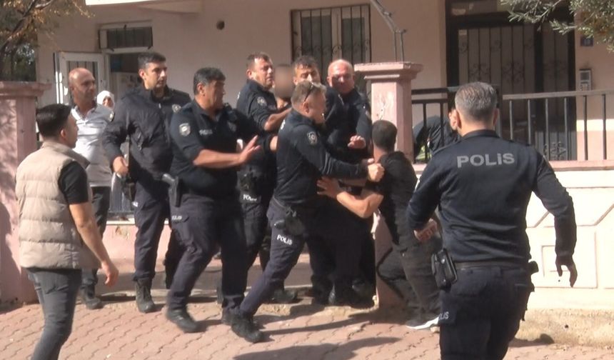 Madde bağımlısı şahıs evini ateşe vermeye kalktı