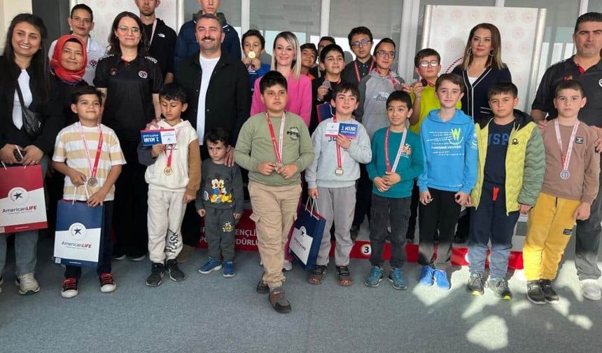 Yusuf Demir Bilim ve Sanat Merkezi’nden büyük başarı