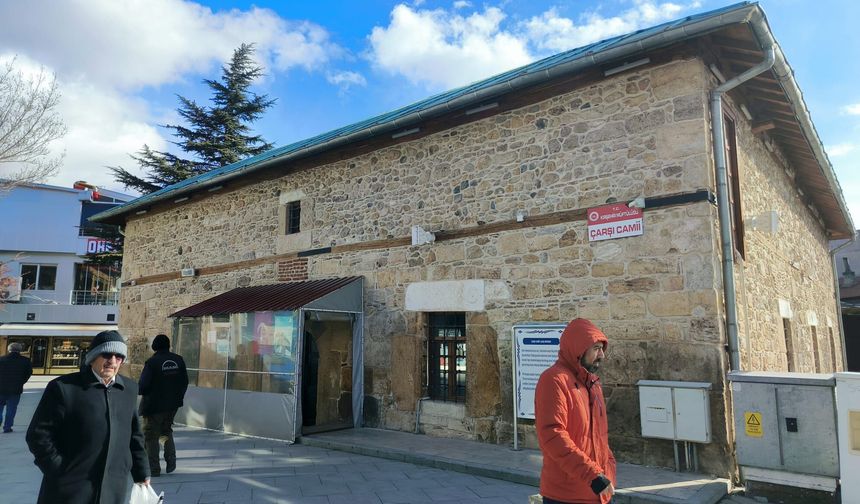 Kırşehir’in tarihi Çarşı Camii eski fotoğraflarla yeniden gündemde