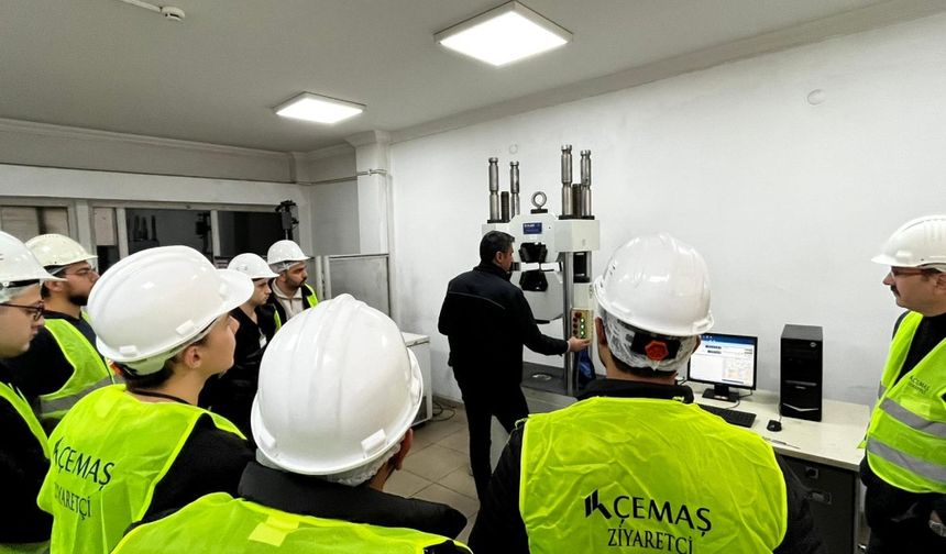 Genç mühendisler teoriyi pratiğe dönüştürdü