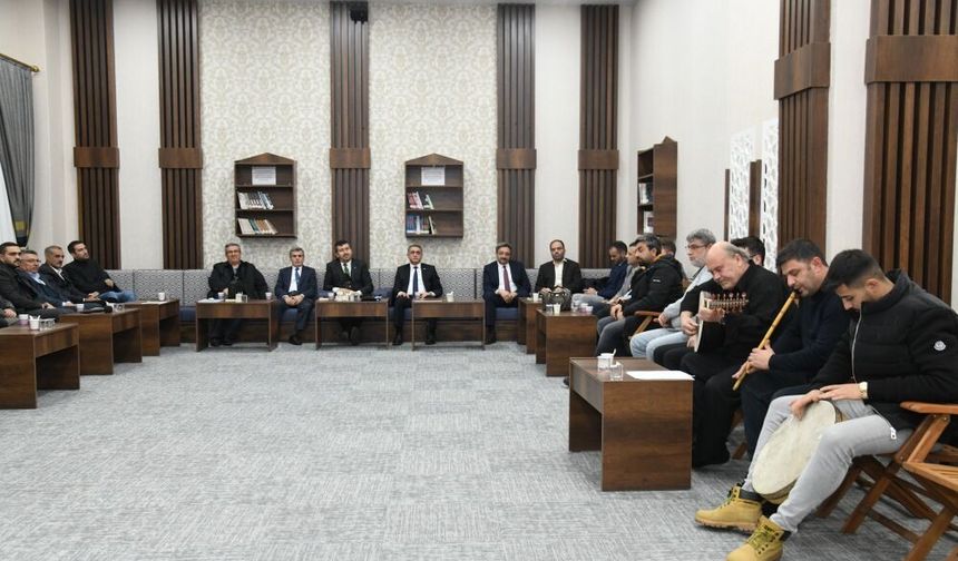 Prof. Dr. Arıcan, Kırşehir’de Ahiliğin izlerini anlattı