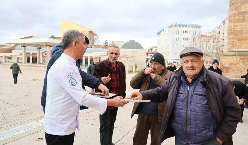 Soğuk Havalarla Birlikte Kırşehir’de Ahi Helvasına İlgi Arttı