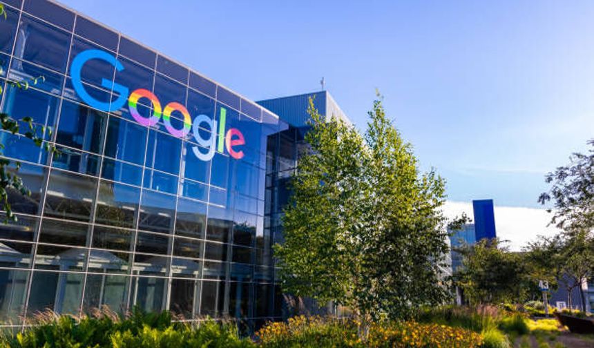 Google'dan 25 Yılın En Büyük Devrimi: Arama Çubuğu Tamamen Değişti
