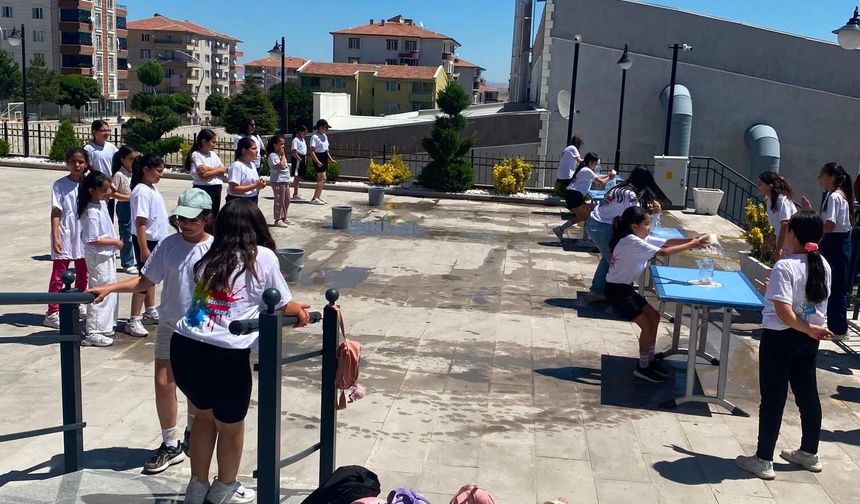 Çiçekdağı'nda Gençler Spor, Sanat ve Eğlenceyle Buluştu