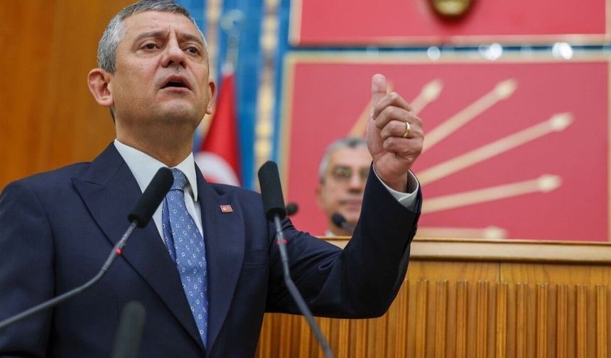 Özgür Özel CHP Grup Kürsüsüne Veda Etti: Yeni Parti Kuruluyor