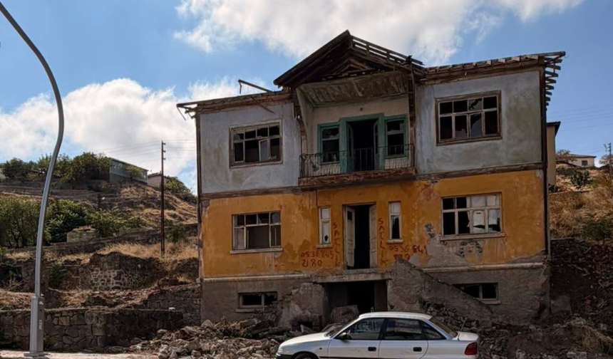 Çiçekdağı’nın En Eski Binası Neşet Ertaş Müzesi Oluyor