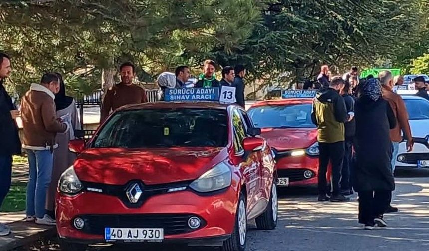 İl Müdürü Gülşen’den sınav alanına yakın takip