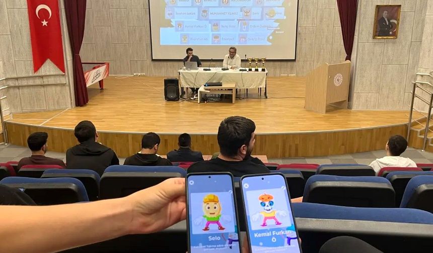 Kırşehir Neşet Ertaş Yurdu’nda Dijital Bilgi Yarışması