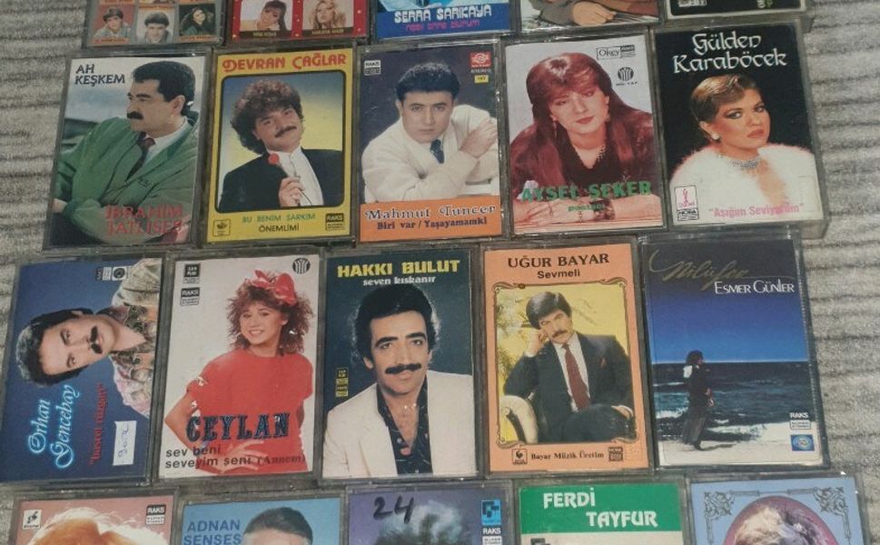 Nostaljik CD’ler dudak uçuklatan fiyatlarla alıcı buluyor