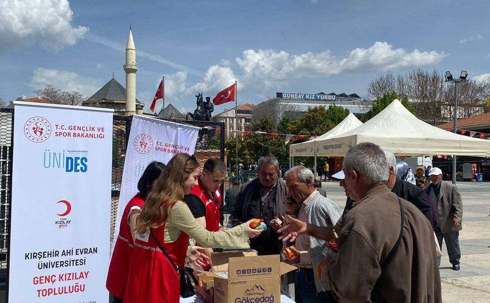 Kırşehir’de gönüllülüğün kalbi gençlerle atıyor