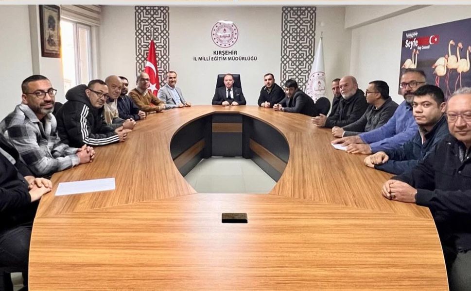 Gülşen, engelli personelle sıcak bir ortamda buluştu