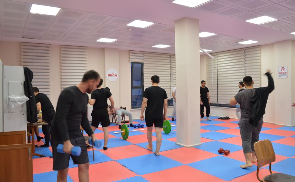 Kırşehir’de gençler sporla buluştu