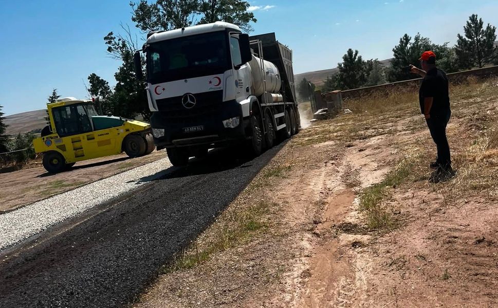 Kırşehir’de köy yolları yenileniyor!