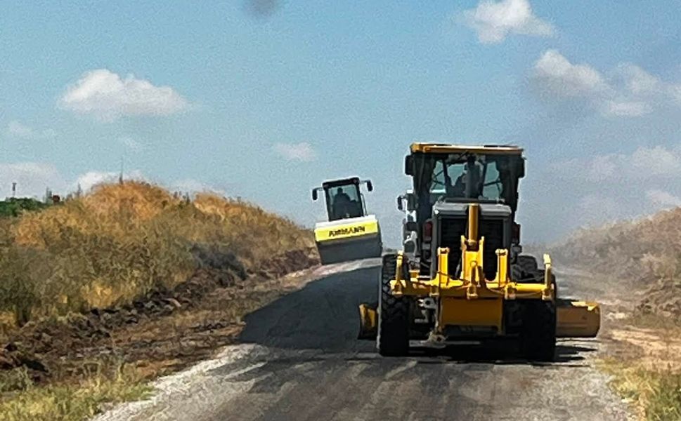Sıdıklı İkizağıl Köyü Ara Yollarını Yeniliyor