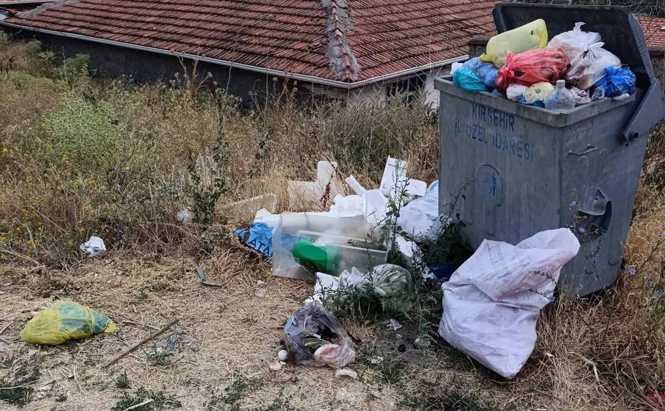 İsahocalı Köyü’nde Çöp Çilesi