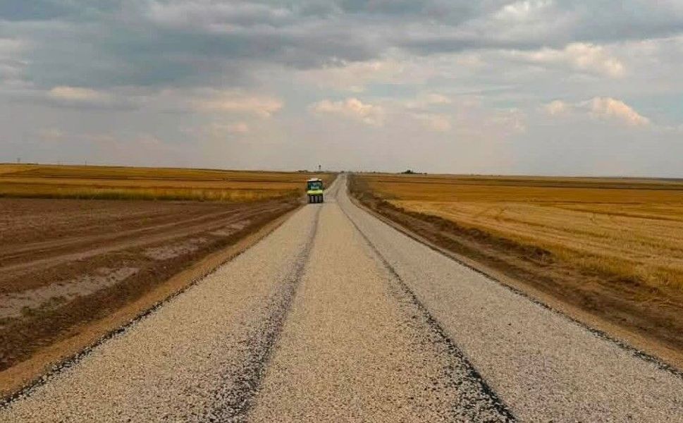 8 kilometrelik köy yolu asfaltlanarak hizmete açıldı