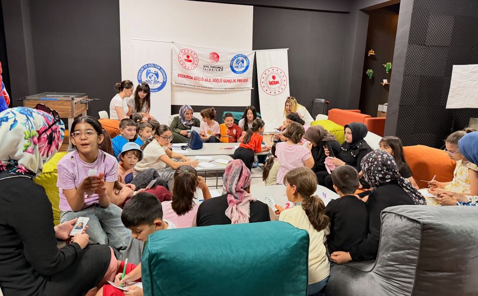 Aile Bağlarını Güçlendirecek Proje Mucur’da Devam Ediyor