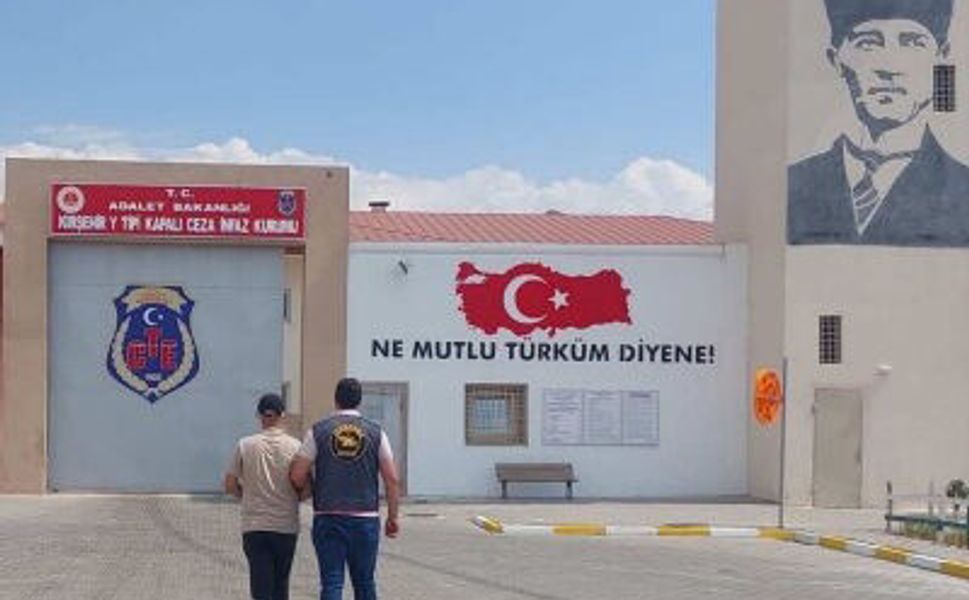 JASAT’tan kaçamadı: 10 yıl hapis cezası bulunan firari yakalandı!