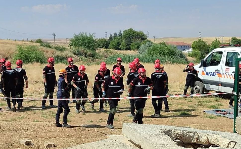 Kırşehir’de Arama Kurtarma Ekibine Akreditasyon Eğitimi Başladı
