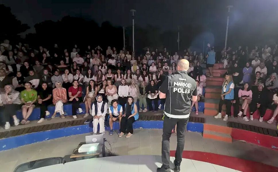 Kırşehir’de gençlere NARKOGENÇLİK eğitimi