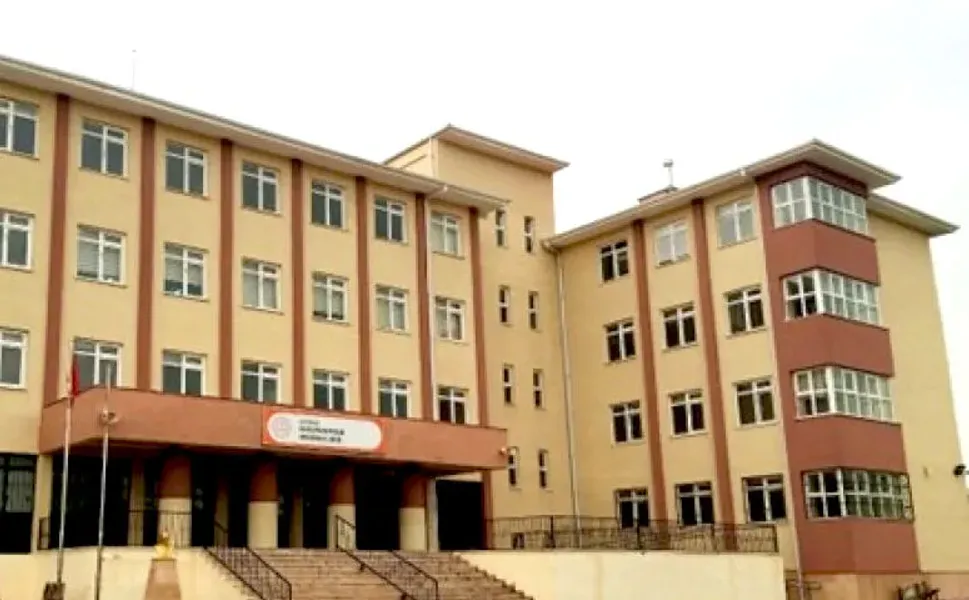 Kırşehir'de gurur tablosu! Ahi Evran Proje Anadolu Lisesi YKS'de zirveye çıktı