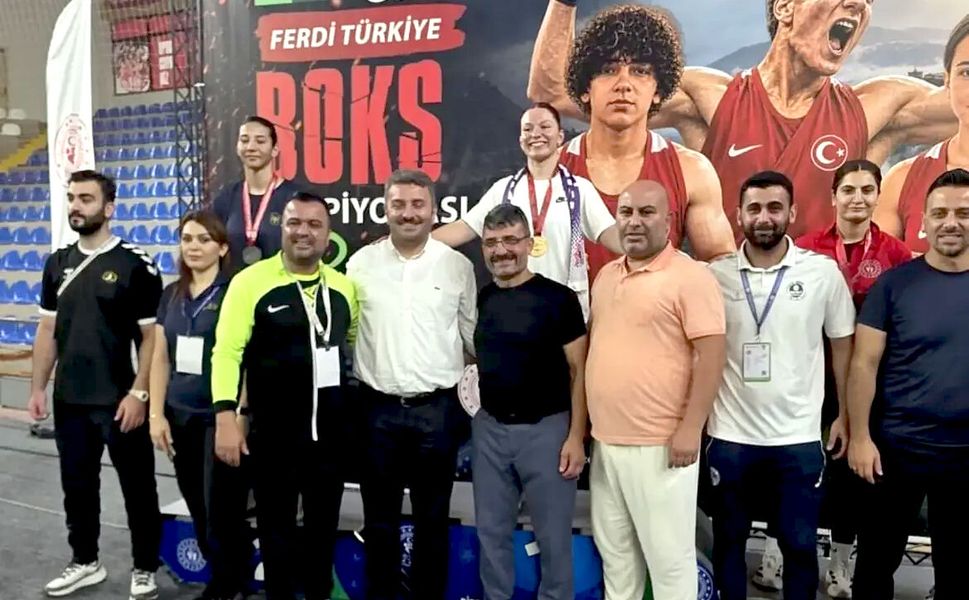 Kırşehir’in gururu Yoncagül Yılmaz, Türkiye şampiyonu