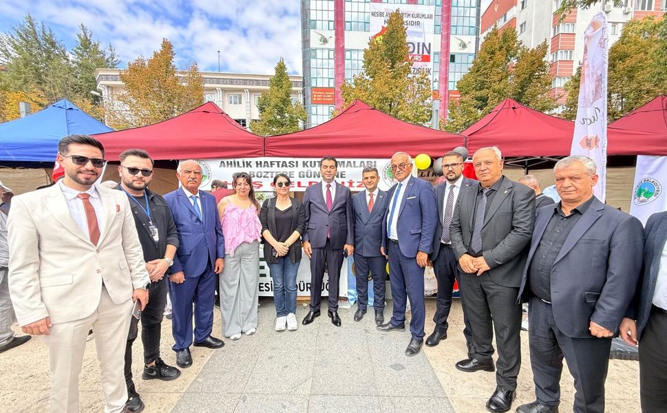 Karayel, Ahilik Haftası’nda İlçe Belediye Başkanlarıyla Bir Araya Geldi