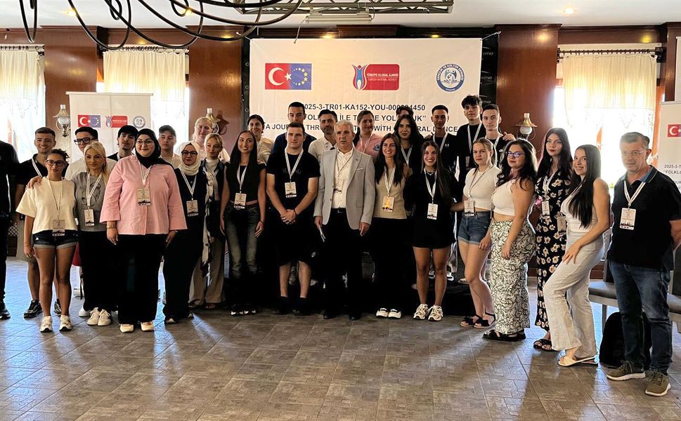 5 ülkeden Kırşehir’e geldiler! Neşet Ertaş’ın kültürünü tanıyacaklar