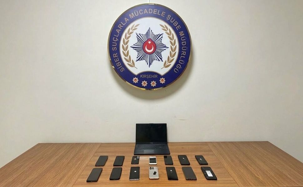 Kırşehir Emniyeti’nden Dev Siber Operasyon: 4 İlde 13 Şüpheli Yakalandı