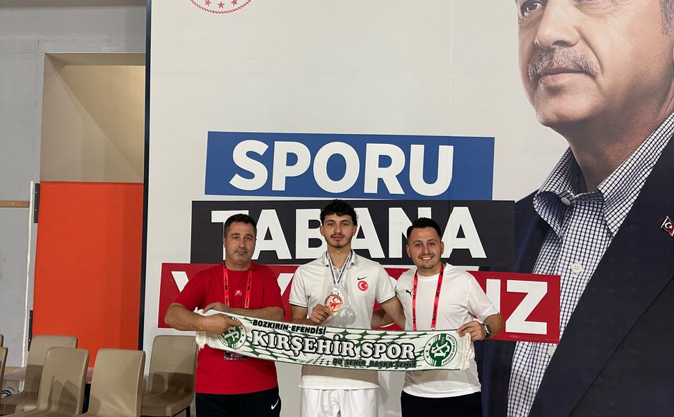 Bozkır’ın Efendisi Salim Demir’den İzmir’de Bir Başarı Daha