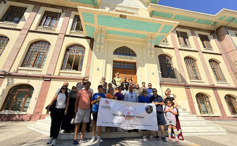AKİED Manisa ve İzmir’de Ahilik İzlerini Sürdü