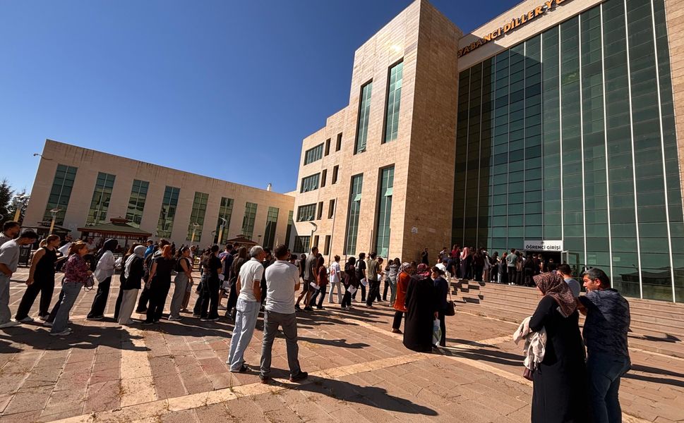 Kırşehir’de KPSS heyecanı: İki aday son dakikada sınava yetişti