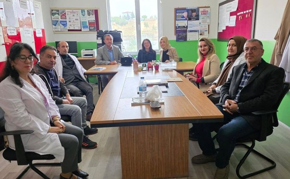 Kırşehir YEĞİTEK ekibi Akçakent'te eğitim için sahaya indi
