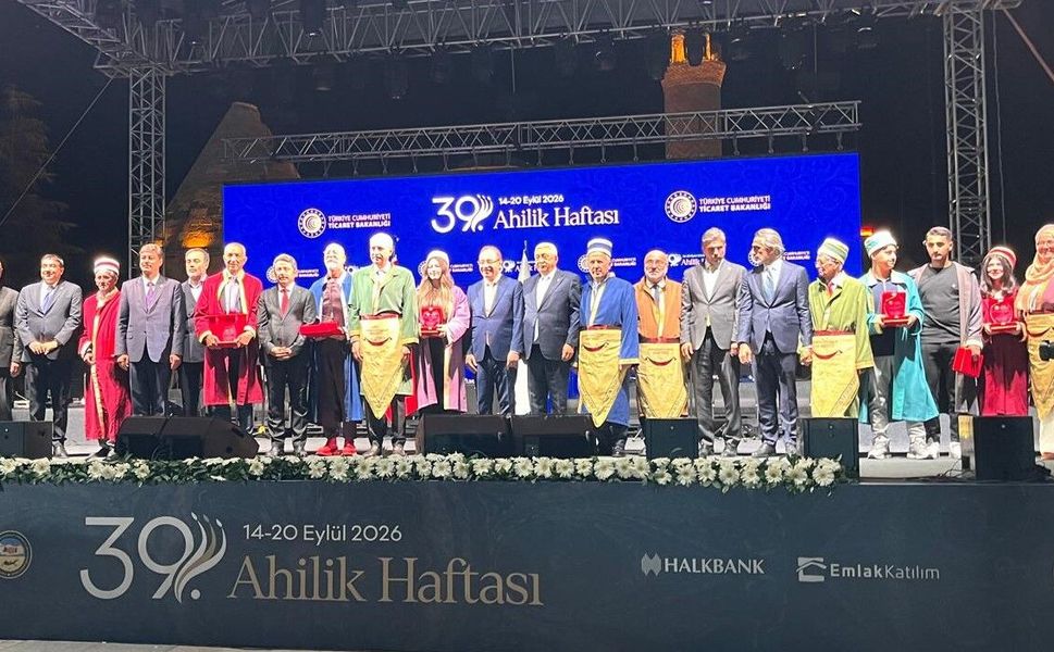 Kırşehir'de 39. Ahilik Haftası coşkuyla tamamlandı: Kurtulmuş'tan gençlere önemli mesajlar