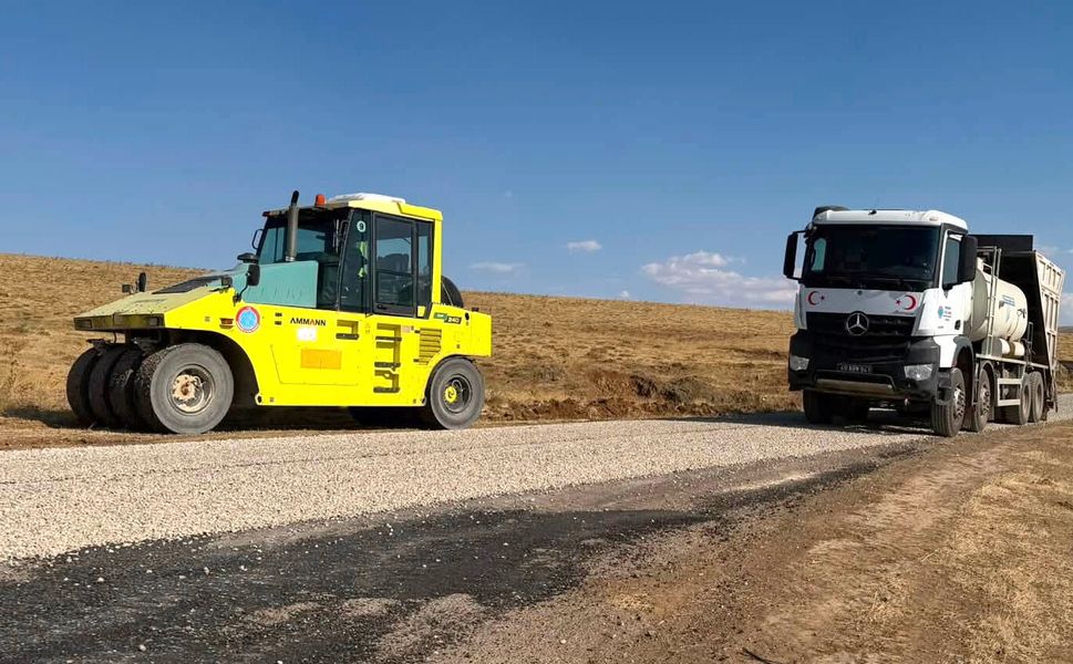 Köy yolunda 5 kilometrelik çalışma tamamlandı