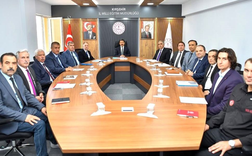 Vali Demiryürek’ten Kırşehir’de eğitim hazırlıklarına yakın takip