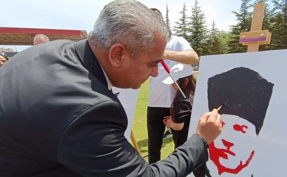 Göçmen’den 29 Ekim Kutlaması